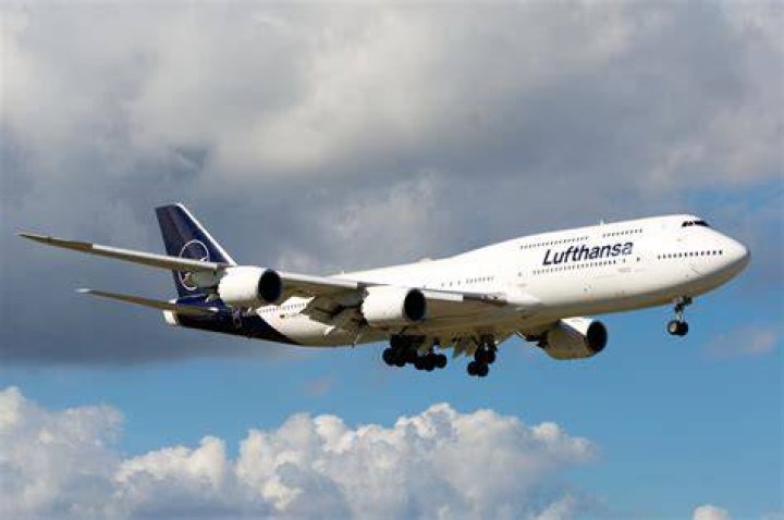 How much is a 747 new?